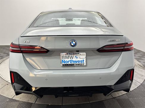 New 2026 BMW i5 eDrive40 w/ M Sport Package image 15