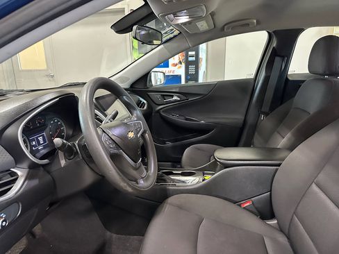 Used 2019 Chevrolet Malibu LS image 7