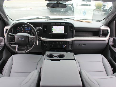 Used 2024 Ford F350 XL w/ XL Chrome Package AWD/4WD image 27