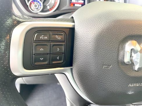 Used 2022 RAM 2500 Big Horn image 31