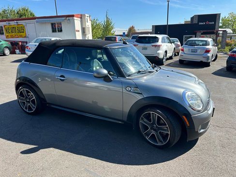 Used 2009 MINI Cooper S image 3