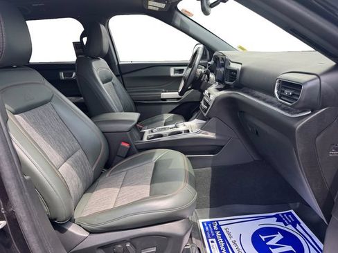 Used 2023 Ford Explorer Timberline w/ Timberline Technology Package AWD/4WD image 15