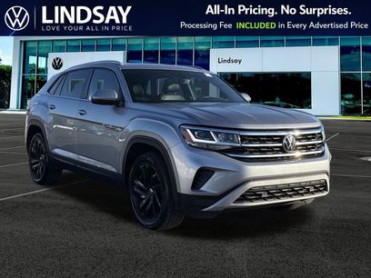 Used 2022 Volkswagen Atlas Cross Sport SE w/ Panoramic Sunroof Package