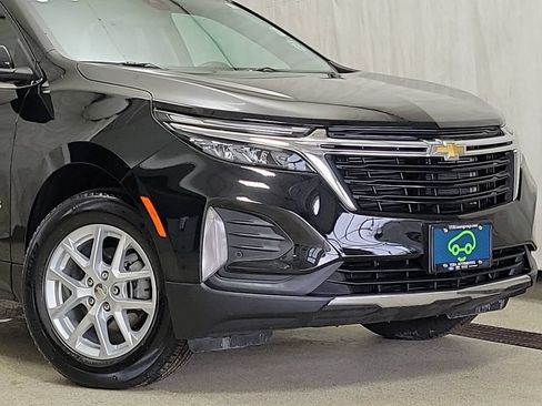 Used 2023 Chevrolet Equinox LT FWD image 2