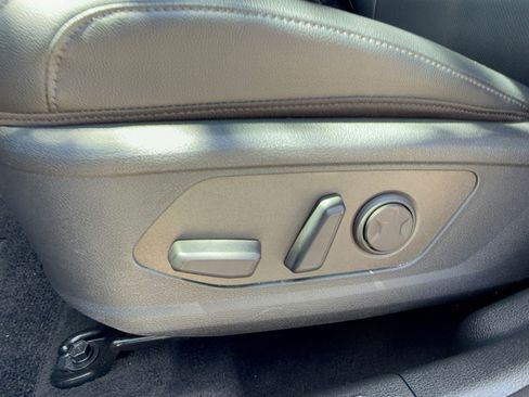 Used 2024 Kia Sportage SX FWD image 16
