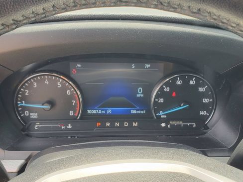Used 2021 Ford Explorer XLT w/ Equipment Group 202A AWD/4WD image 23
