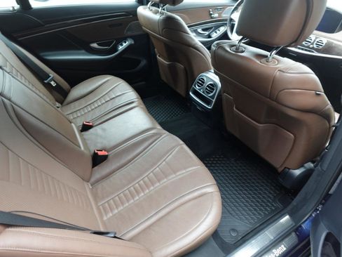 Used 2020 Mercedes-Benz S 560 Sedan image 10