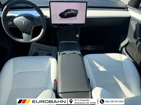Used 2023 Tesla Model Y Long Range AWD/4WD image 12