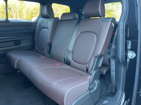 New 2025 Volkswagen ID. Buzz Pro S RWD image 26