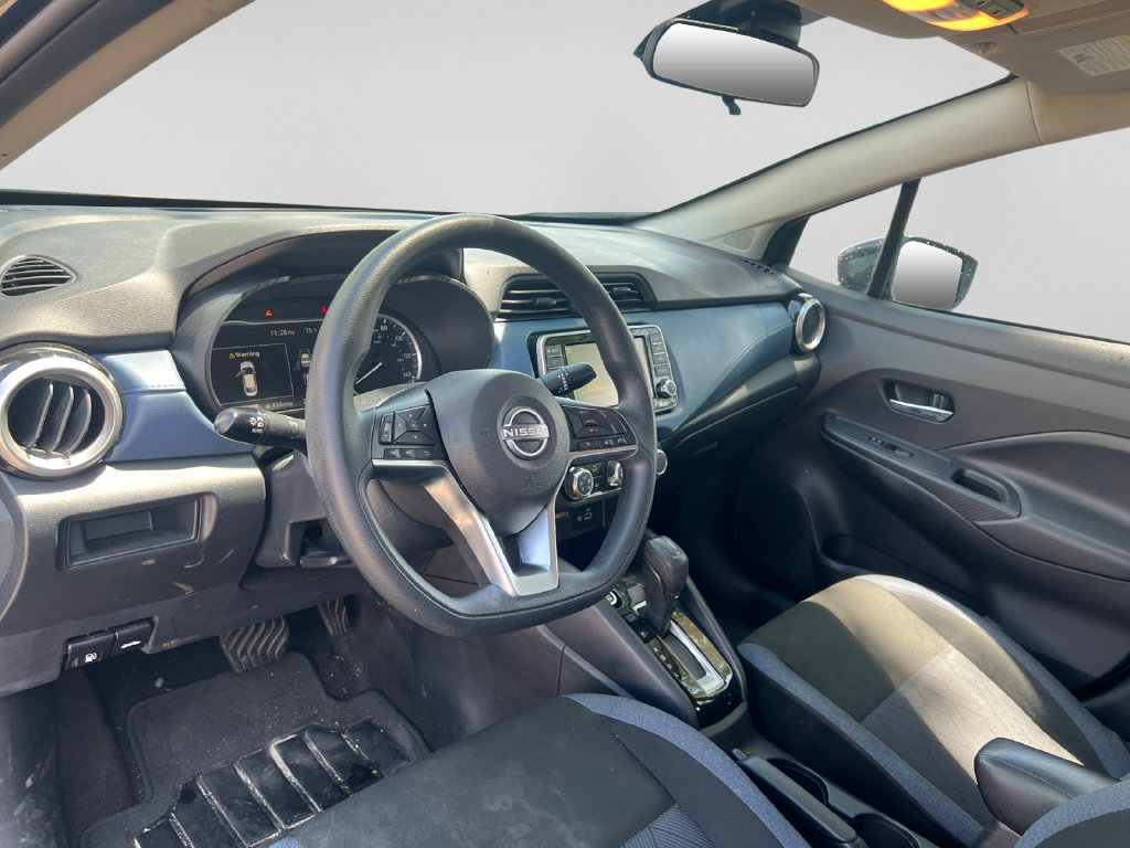 Used 2025 Nissan Versa SV FWD image 14