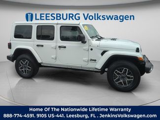 Used 2025 Jeep Wrangler Unlimited Sahara AWD/4WD video 2