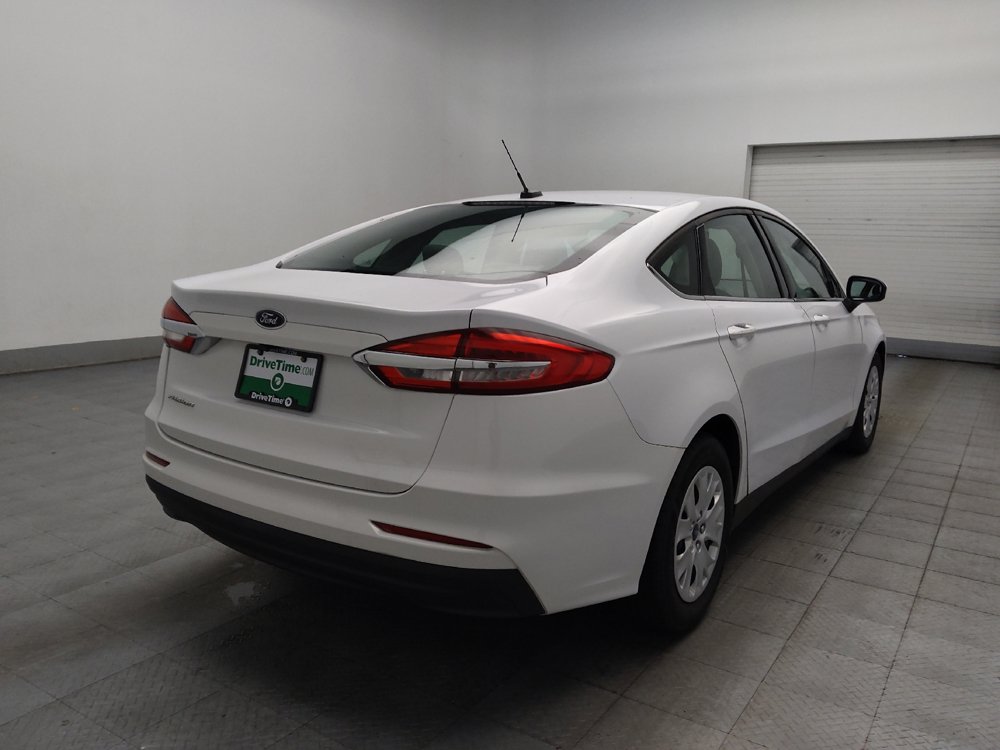 Used 2019 Ford Fusion S FWD image 9