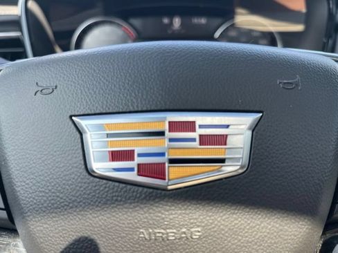 Used 2025 Cadillac XT5 Premium Luxury FWD image 39