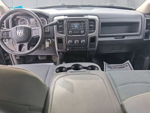 Used 2018 RAM 2500 Tradesman w/ Chrome Appearance Group image 11