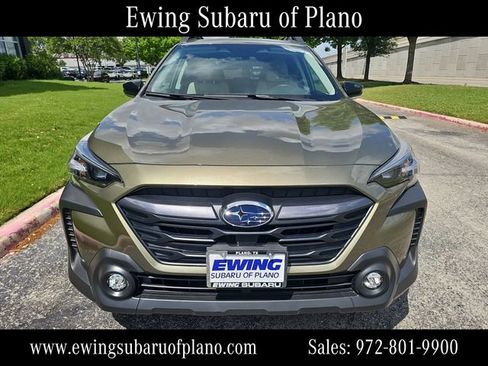 Used 2025 Subaru Outback Premium image 8