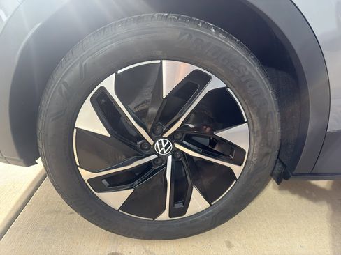 Used 2022 Volkswagen ID.4 Pro S image 19