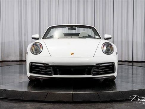 Used 2021 Porsche 911 Carrera RWD image 4