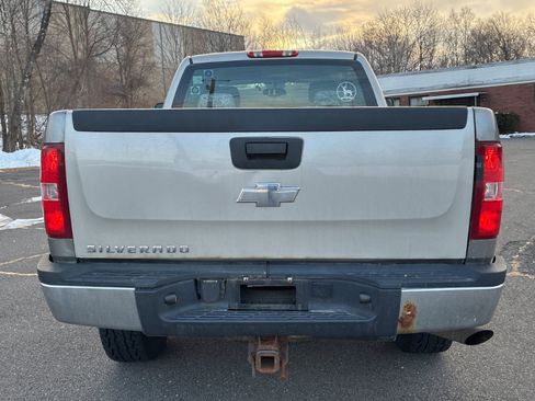 Used 2007 Chevrolet Silverado 2500 W/T w/ Snow Plow Prep Package image 14