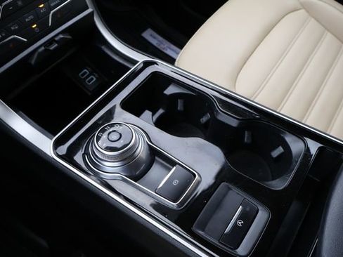 Certified 2020 Ford Edge SEL w/ Convenience Package image 32