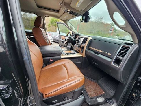 Used 2016 RAM 1500 Laramie Longhorn w/ Convenience Group AWD/4WD image 14