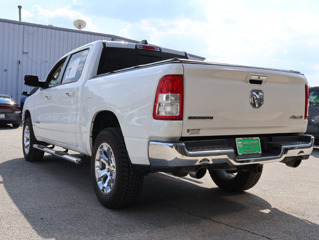 Used 2019 RAM 1500 4x4 Crew Cab image 3