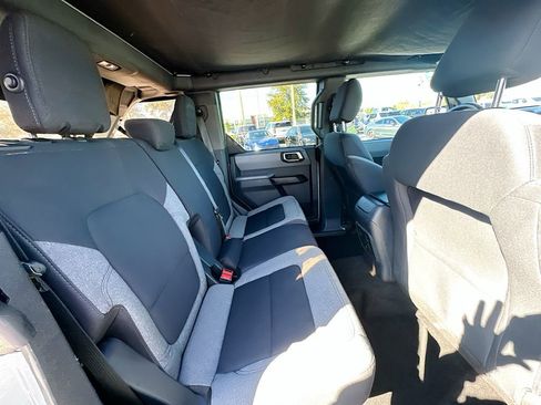 Used 2022 Ford Bronco Big Bend image 25