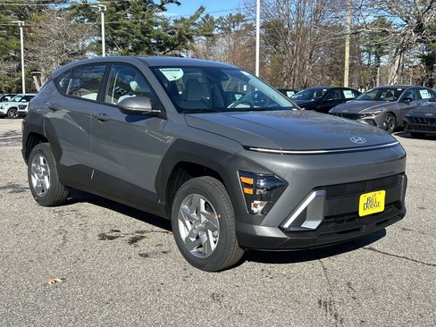 New 2026 Hyundai Kona SE image 9