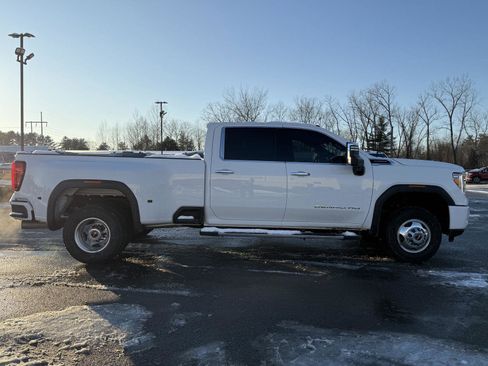 Used 2023 GMC Sierra 3500 Denali w/ Denali Ultimate Package image 4