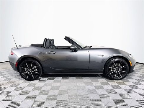 Used 2024 MAZDA MX-5 Miata Grand Touring w/ Weather Package image 8