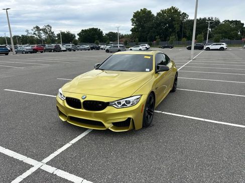 Used 2017 BMW M4 Coupe RWD image 14