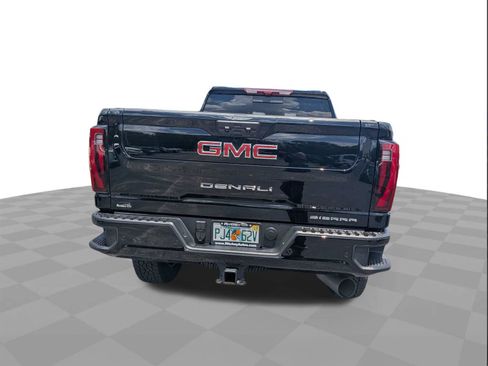 Certified 2026 GMC Sierra 2500 Denali w/ Denali Reserve Package AWD/4WD image 4