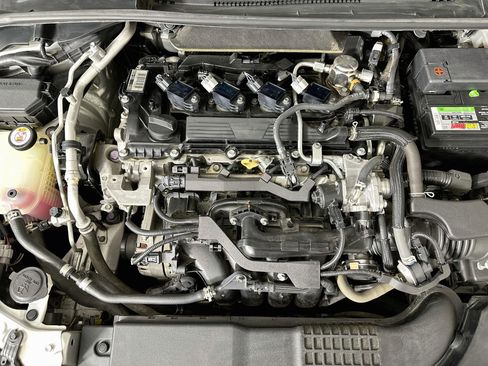 Used 2020 Toyota Corolla SE w/ Carpet Mat Package (TMS) FWD image 29