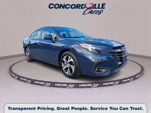 Certified 2025 Subaru Legacy Premium AWD/4WD image 1