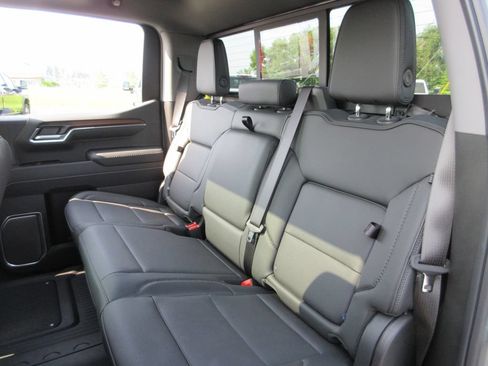 Certified 2026 GMC Sierra 1500 Denali w/ Denali Reserve Package AWD/4WD image 24