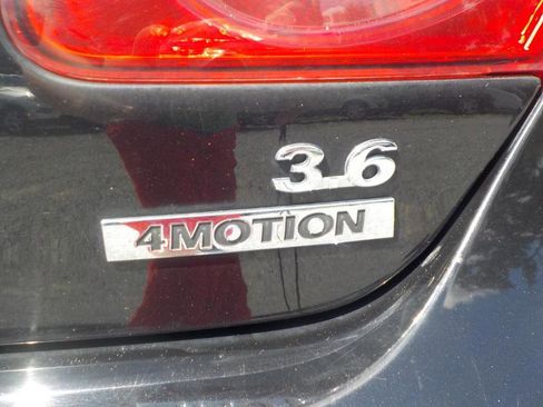 Used 2012 Volkswagen CC Executive image 9