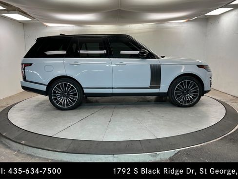 Used 2020 Land Rover Range Rover HSE image 6