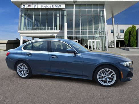 Used 2025 BMW 330i Sedan image 1
