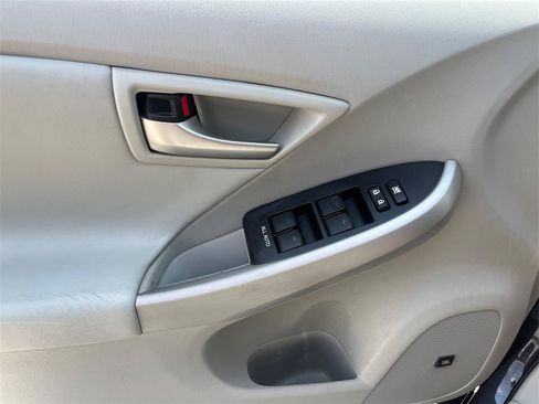 Used 2012 Toyota Prius Four FWD image 19