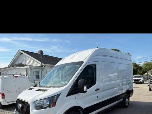 Used 2023 Ford Transit 250 148 High Roof AWD w/ Upfitter Package image 4