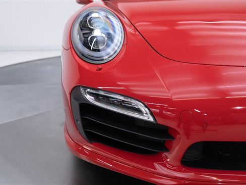 Used 2014 Porsche 911 Turbo S AWD/4WD image 23