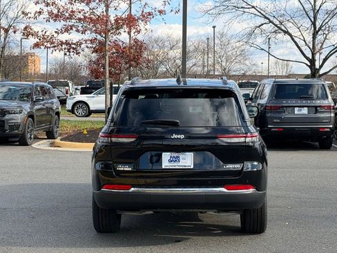 New 2025 Jeep Grand Cherokee Limited image 8
