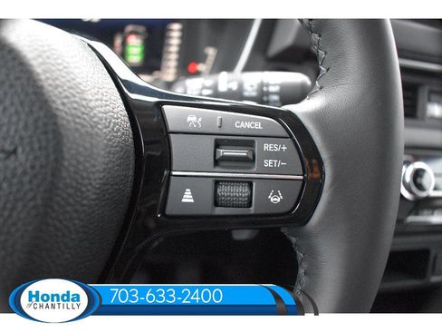 New 2026 Honda Pilot Touring image 13