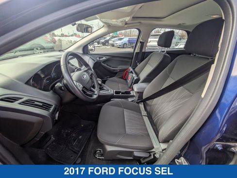 Used 2017 Ford Focus SEL w/ Cold Weather Package image 26