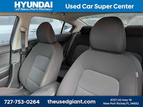 Used 2018 Kia Forte LX FWD image 3