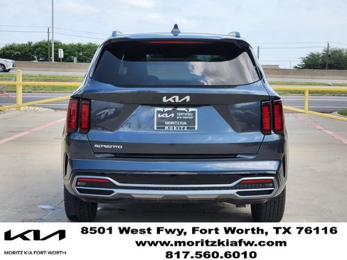 Certified 2023 Kia Sorento EX w/ Panoramic Sunroof Package FWD image 5