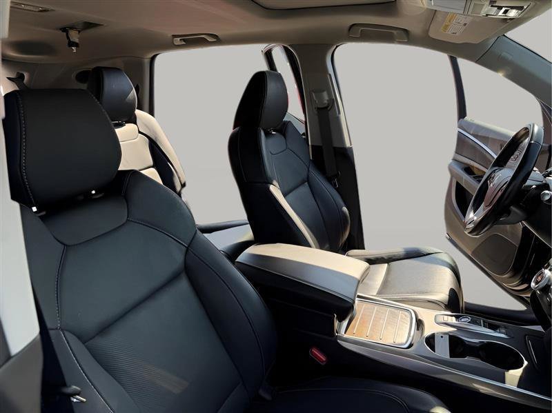 Used 2019 Acura MDX w/ Technology Package AWD/4WD image 25