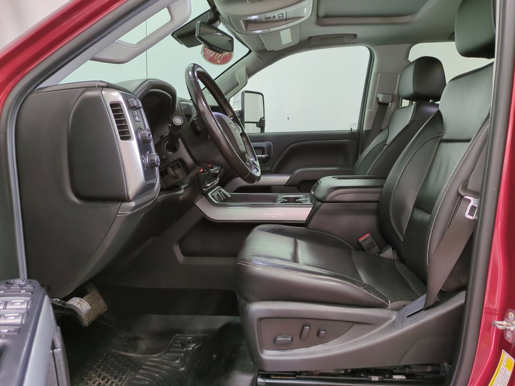 Used 2018 Chevrolet Silverado 2500 LTZ w/ Duramax Plus Package AWD/4WD image 20