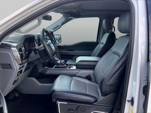 Used 2023 Ford F150 Lariat w/ Trailer Tow Package AWD/4WD image 8