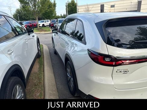 Used 2026 MAZDA CX-90 3.3 Turbo w/ Preferred Package AWD/4WD image 9