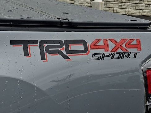 Used 2020 Toyota Tacoma TRD Sport w/ Blackout Package image 32